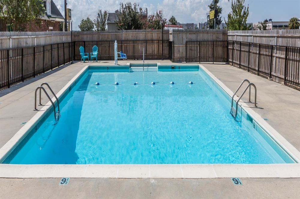 Country Inn & Suites By Radisson, New Orleans I-10 East, La Bagian luar foto