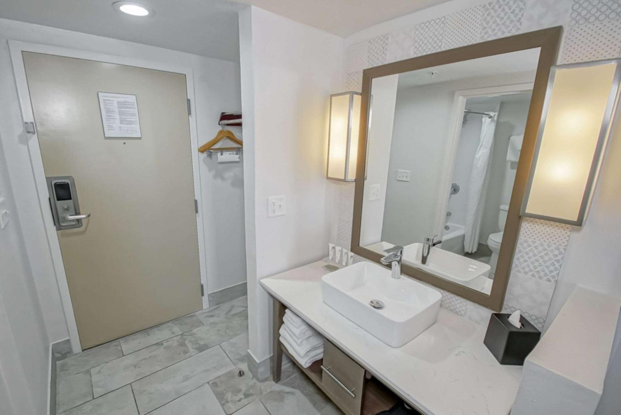 Country Inn & Suites By Radisson, New Orleans I-10 East, La Bagian luar foto