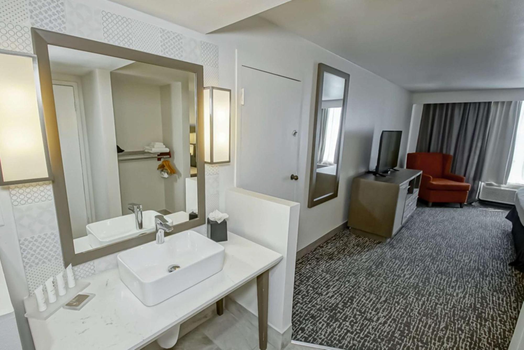 Country Inn & Suites By Radisson, New Orleans I-10 East, La Bagian luar foto
